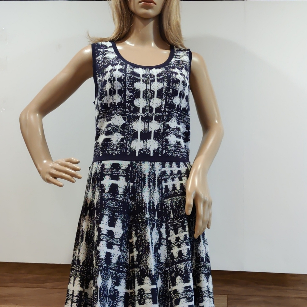 Carmen Marc Valvo Knit Dress
